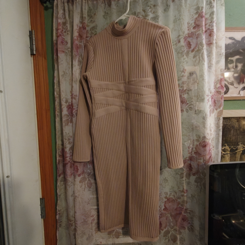 Elegant Tan Ribbed Dress + FREE GIFT